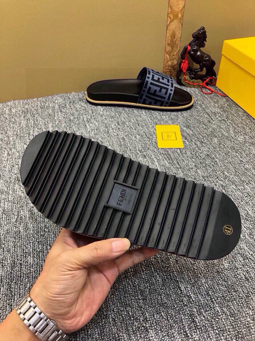 Z5Z35F285 Popular Slippers