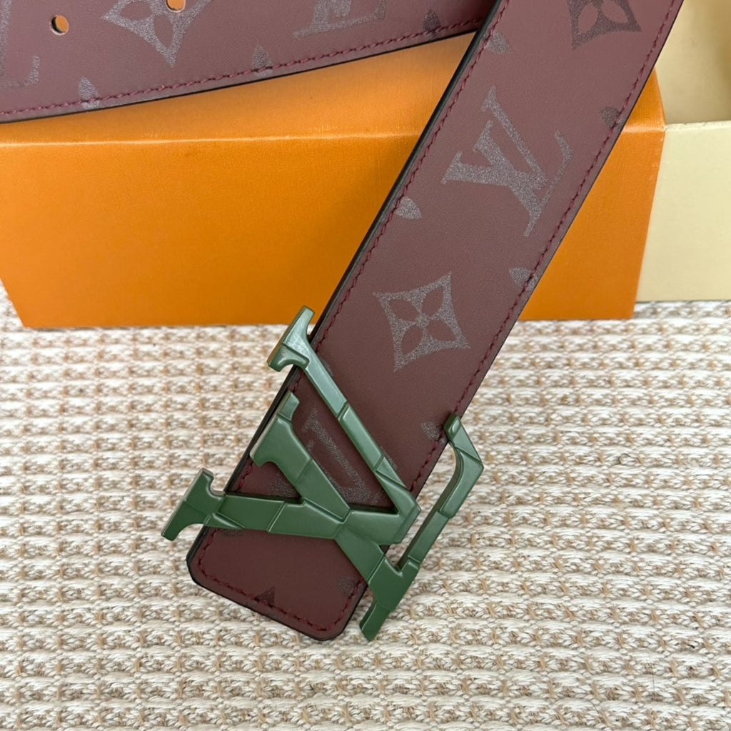 P1Q64E150 Popular  High quality belt With full package