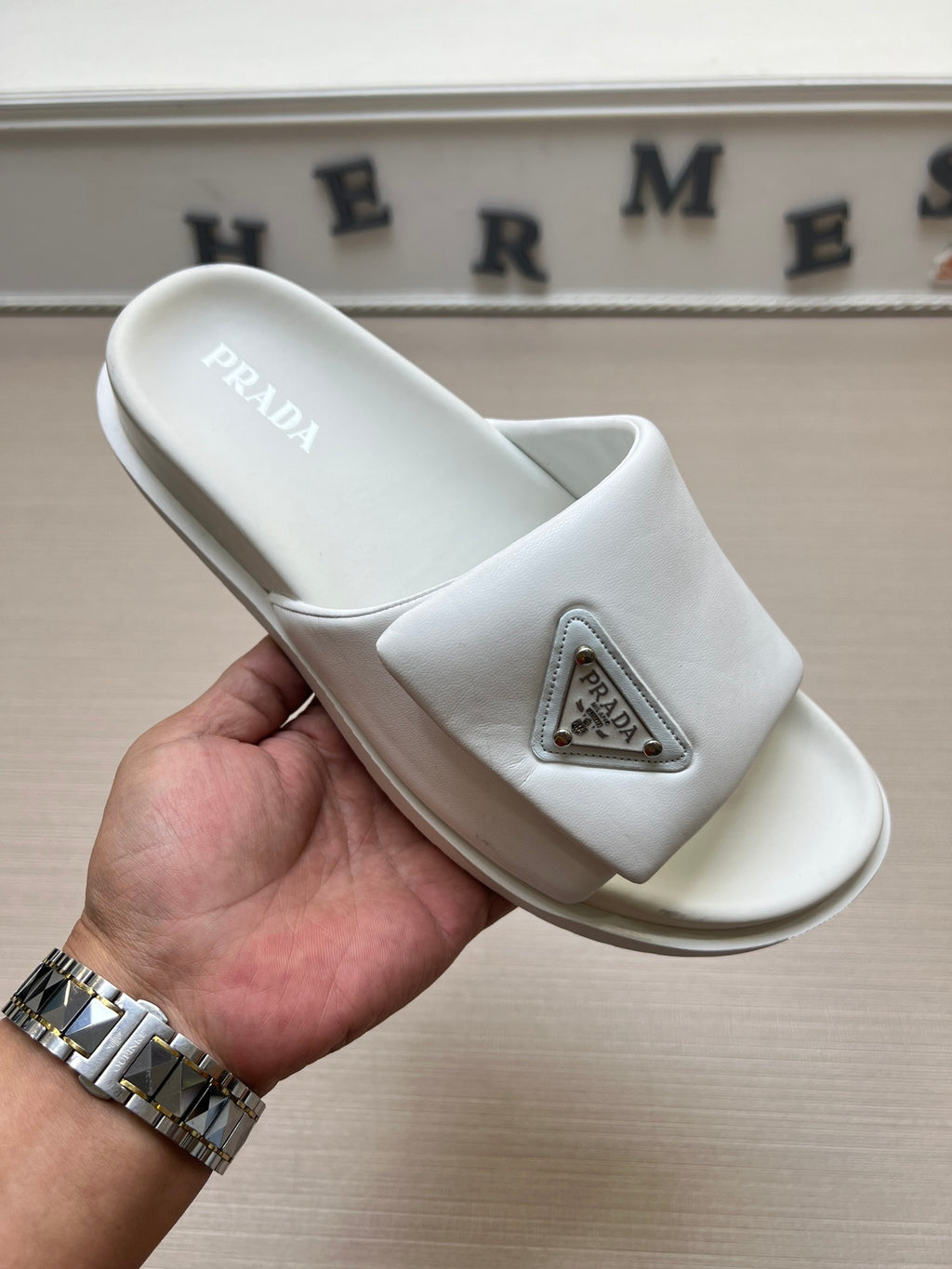 Z5ZPD5 Popular slippers