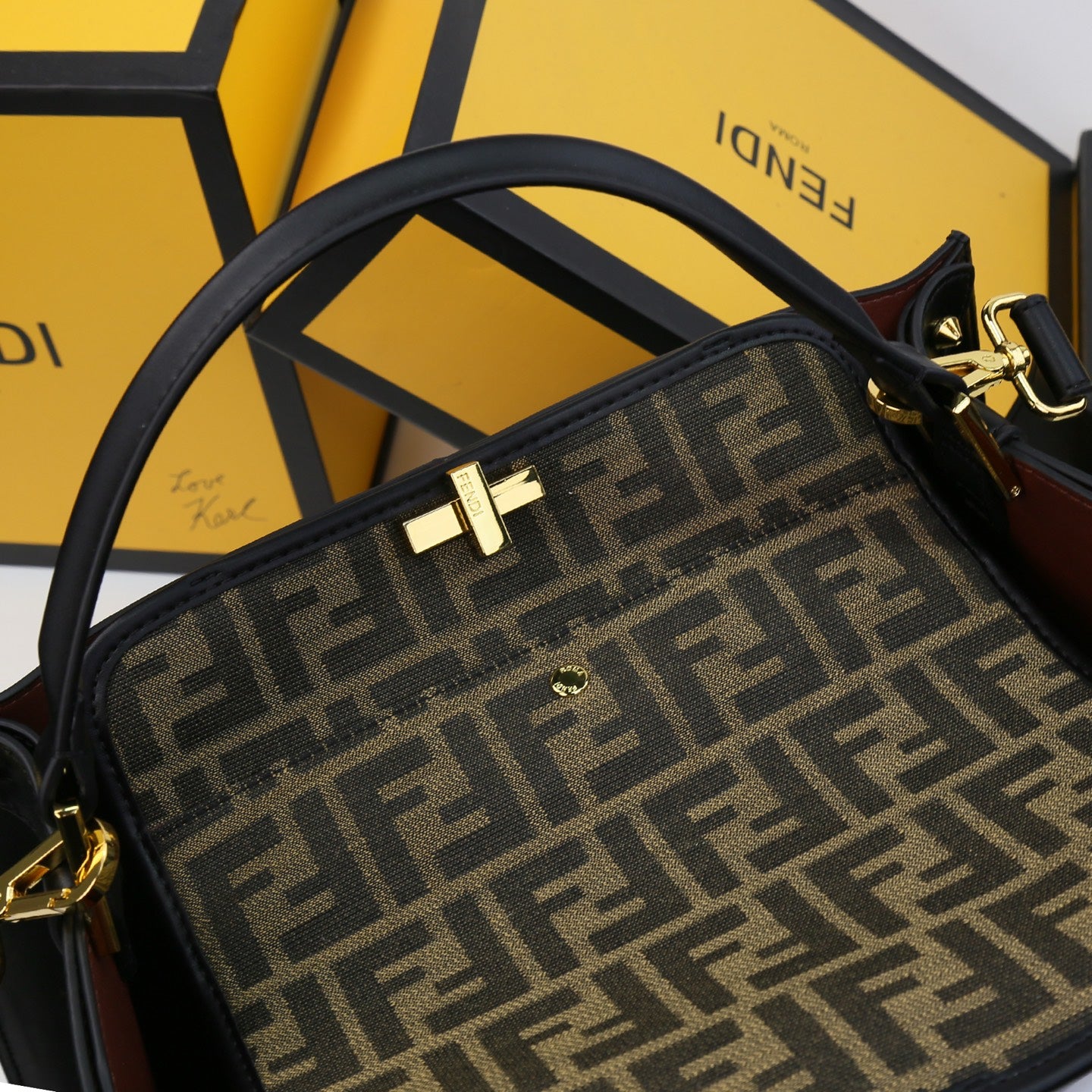 B1P36F99 Popular leather bag