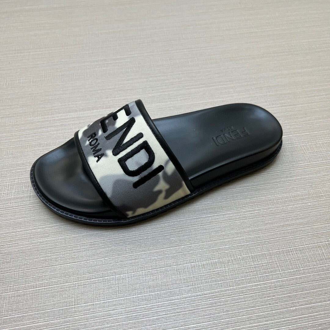 Z5ZF24 Popular slippers