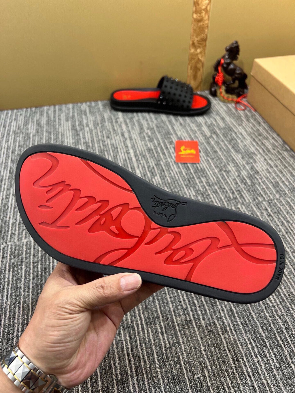 Z5ZA127 Popular slippers