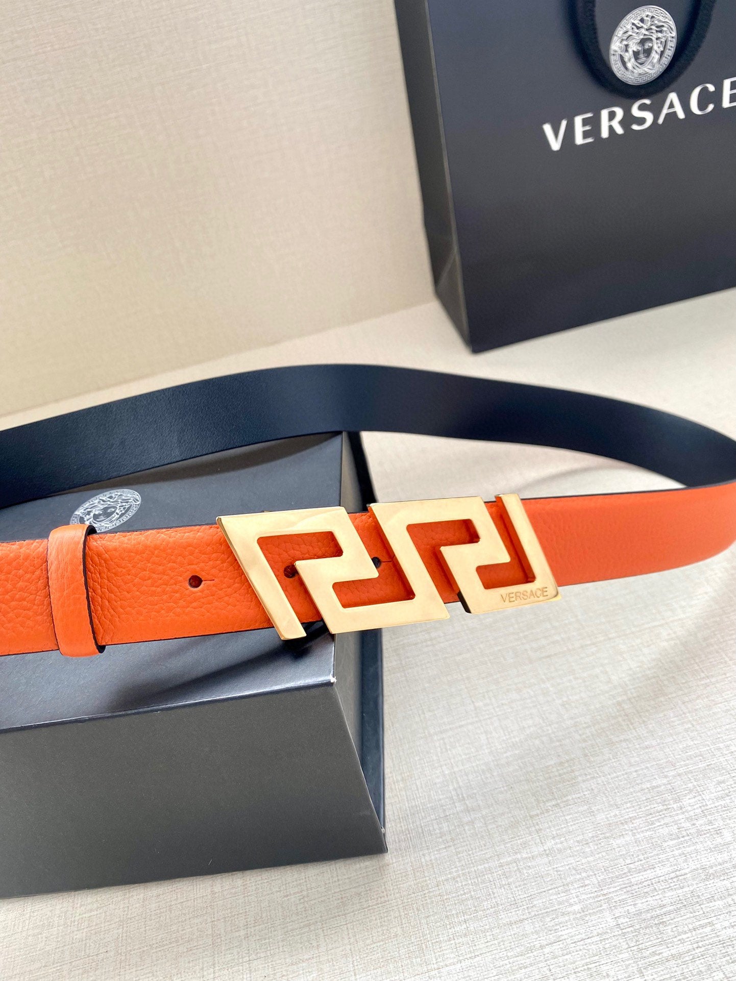 P1W15V166 Popular   High quality belt With full package