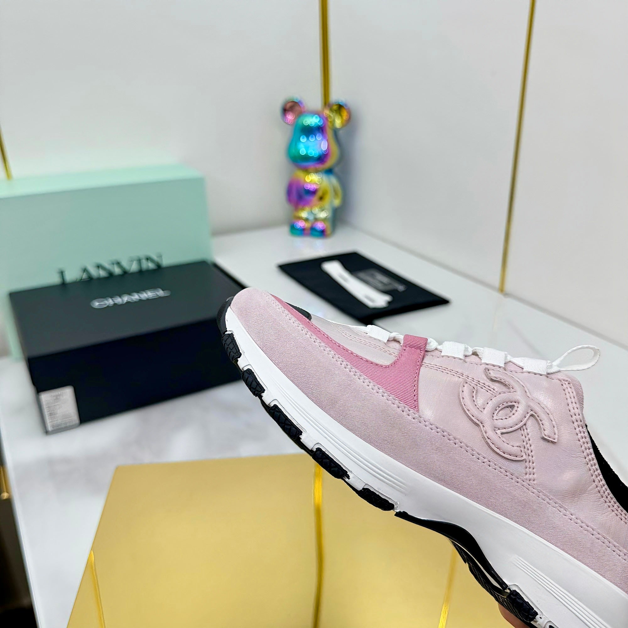 Z2R85C7  Popular high quality shoes