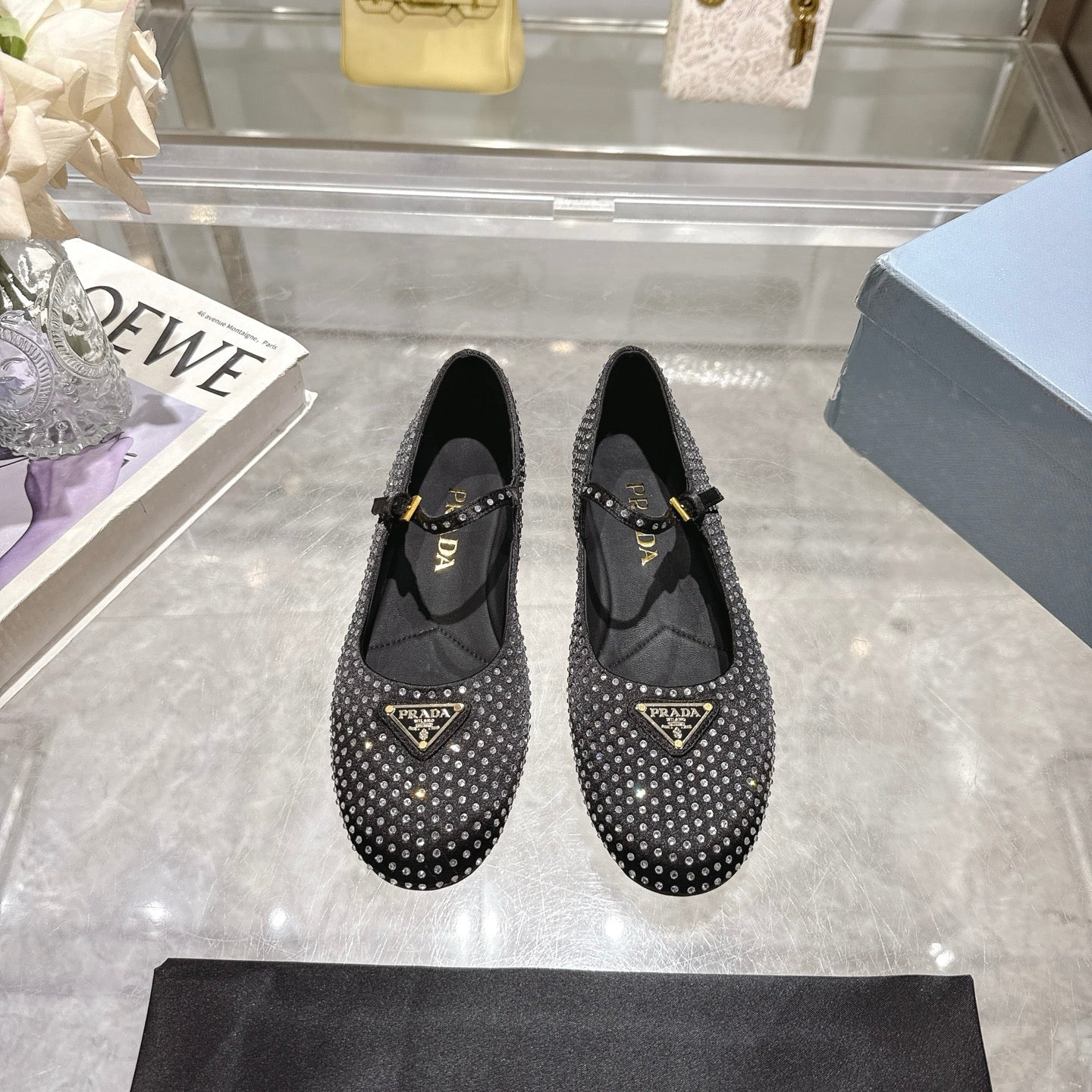 Z2R85P52  Popular high-quality shoes
