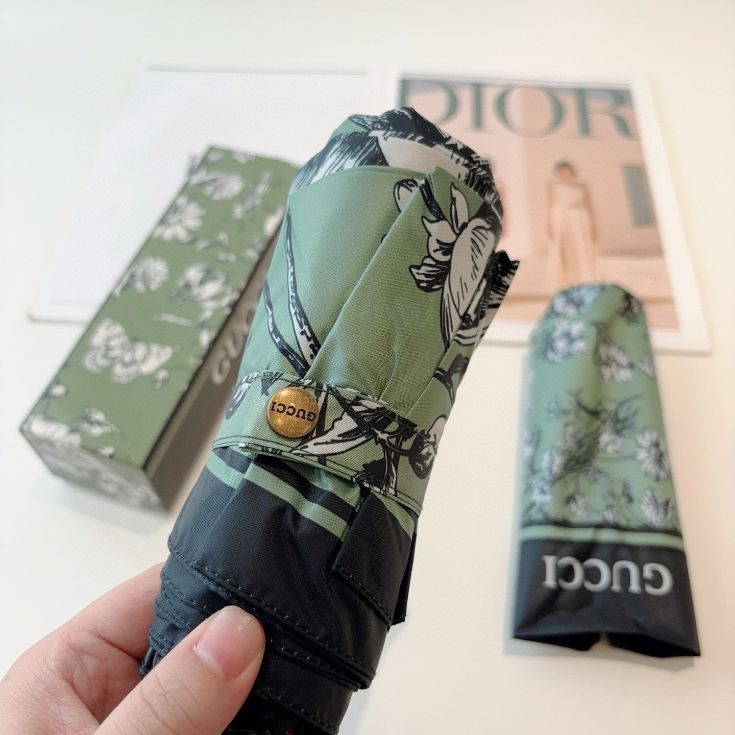J1R85B84 Popular UV resistant umbrella