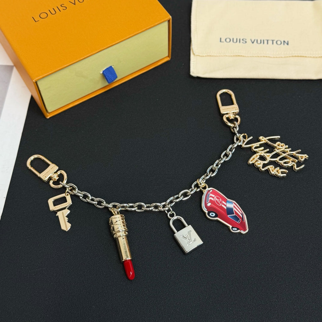 A1Q105E34 Popular bag 's charms accessories