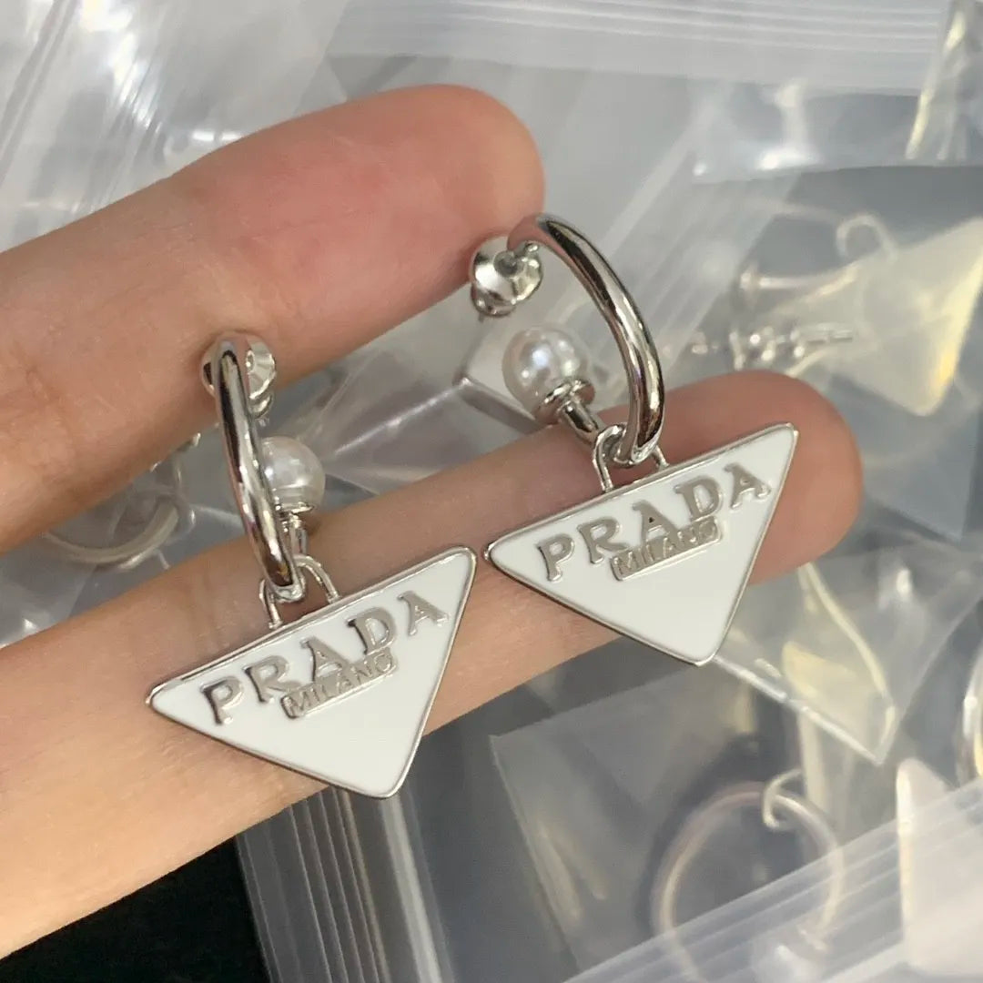 X1Z94PD818E Popular  Earrings