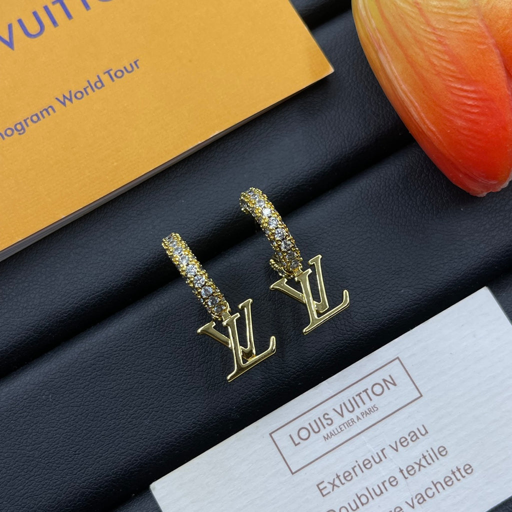 X1Z64E609E Popular Earrings