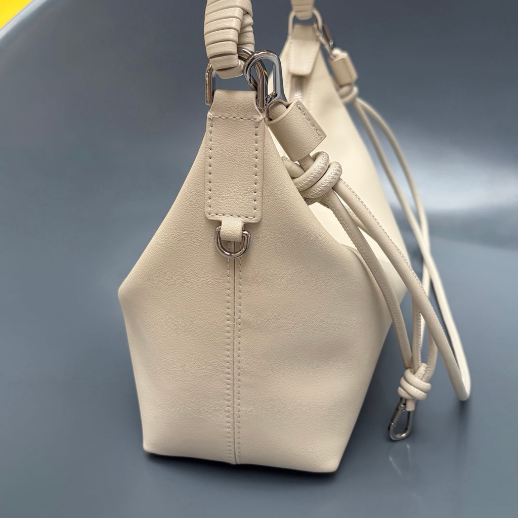 B1R66A13 Popular leather bag