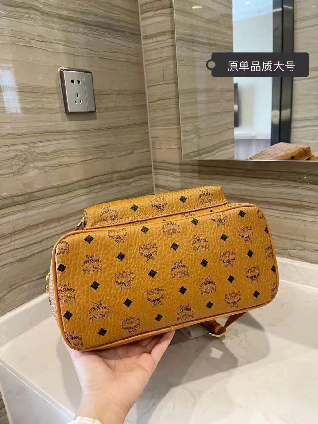 B12X44M332 Popular  Leather bag 