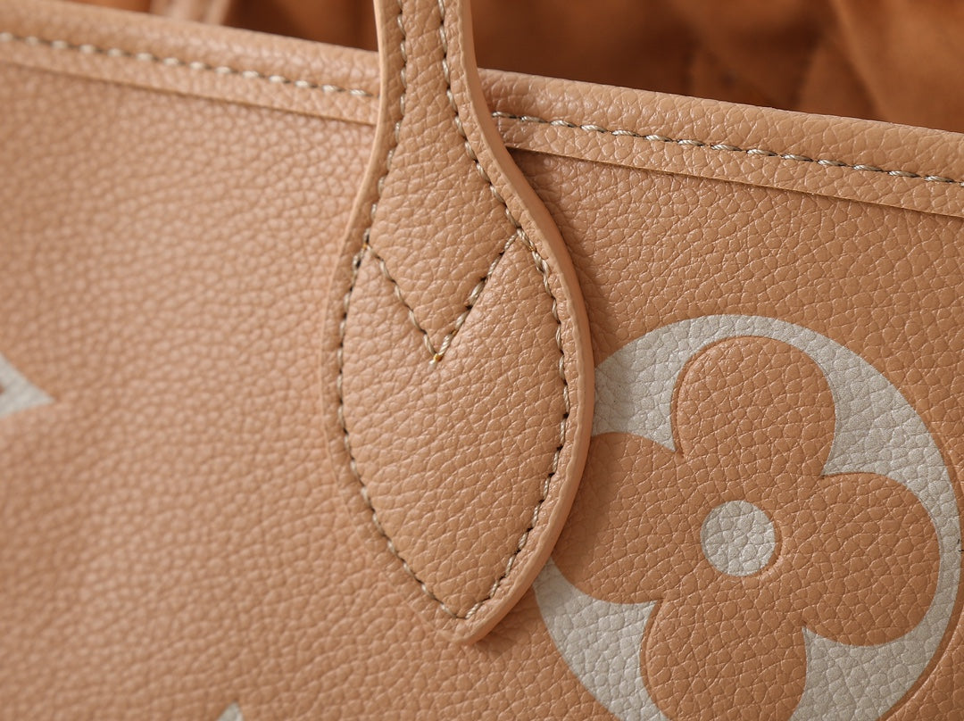 B1P46E92 Popular leather bag