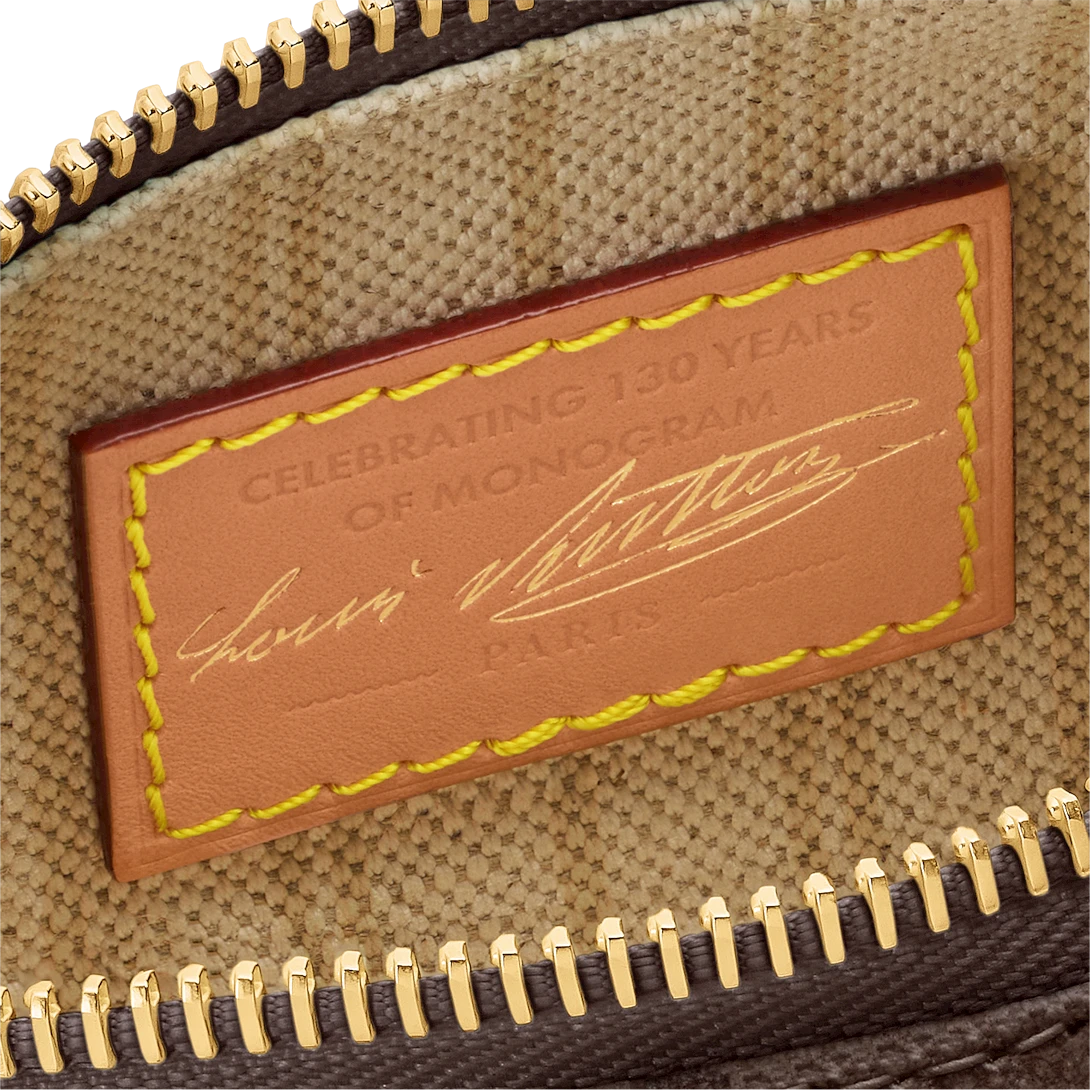 B1R76E38 Trendy classic high-quality coated canvas bags
