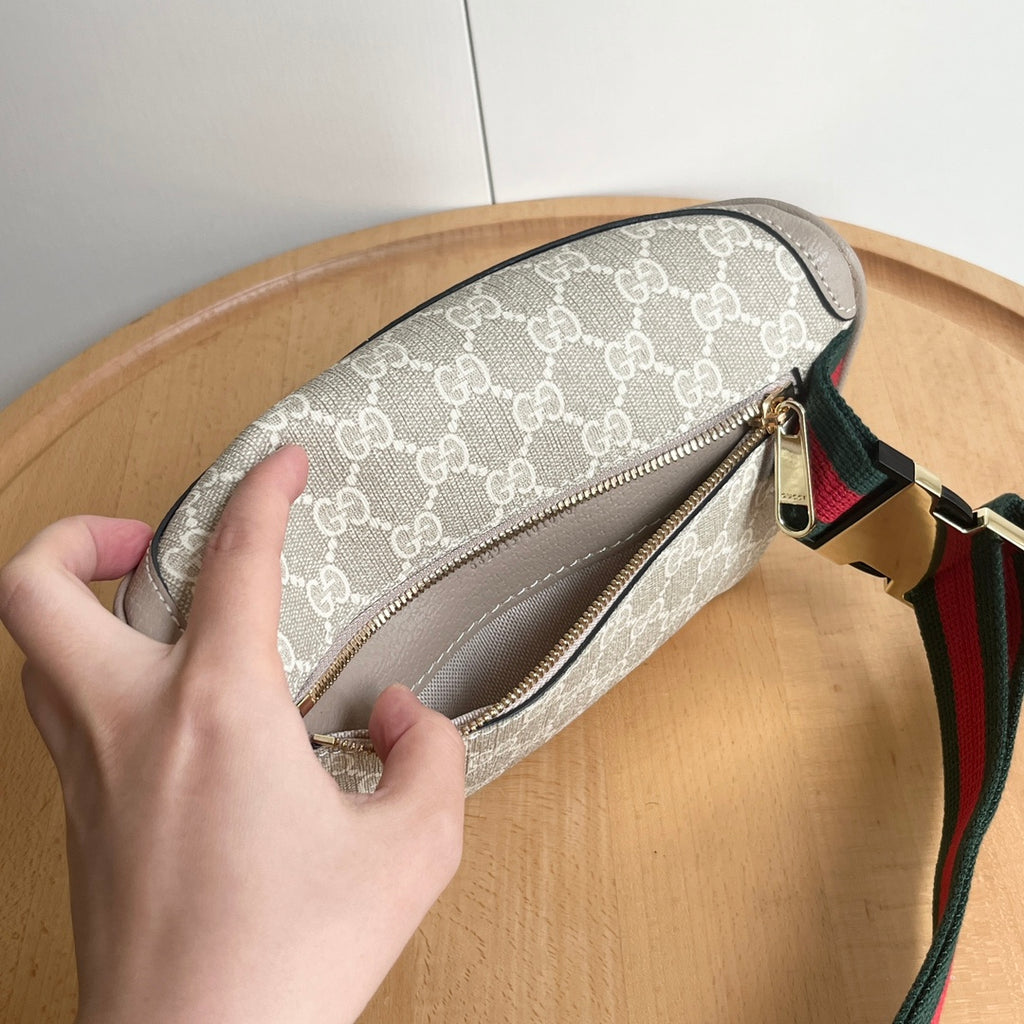 B1R15B42  Popular leather bag
