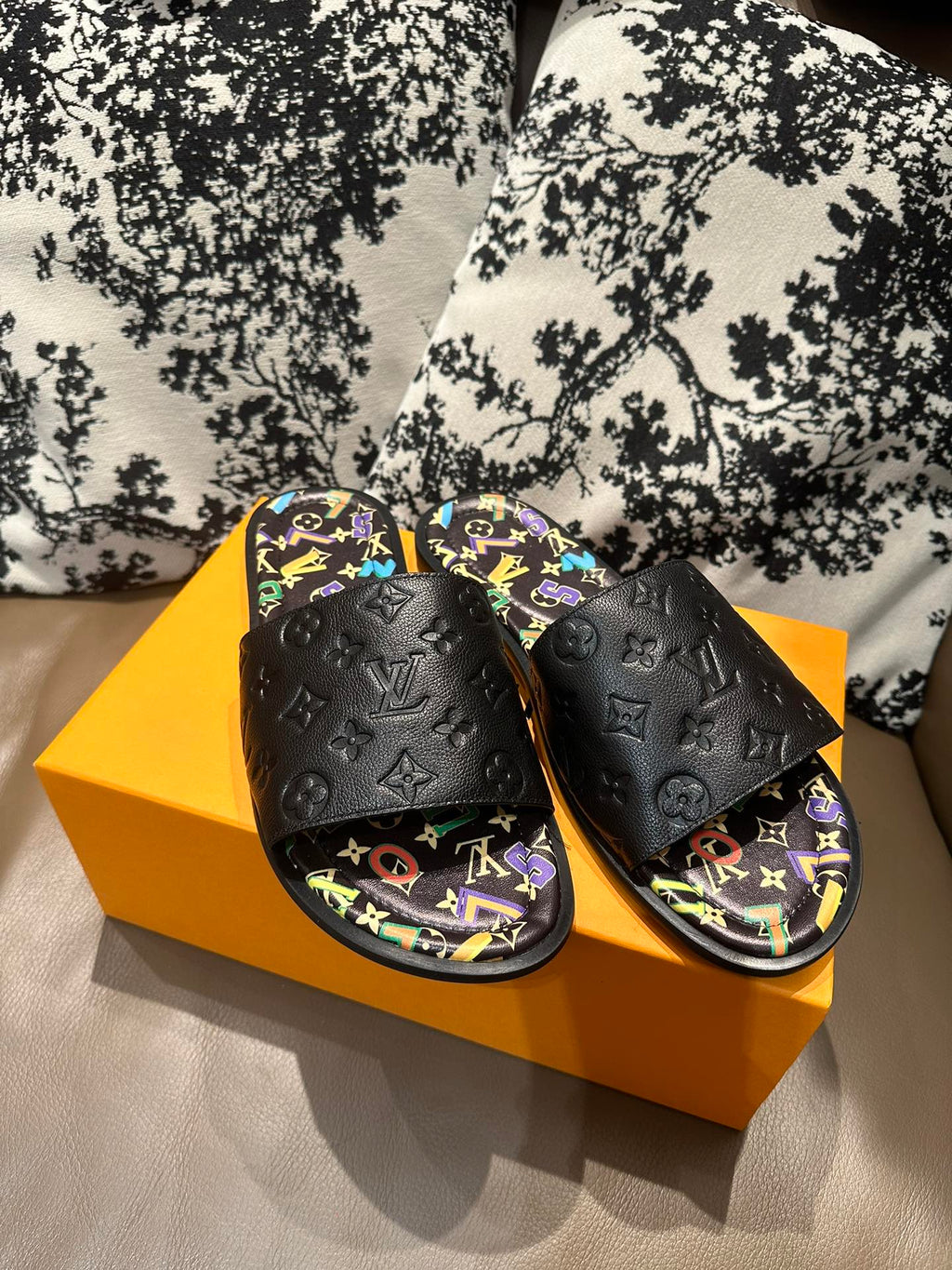 Z2Z85E26  Popular leather Shoes