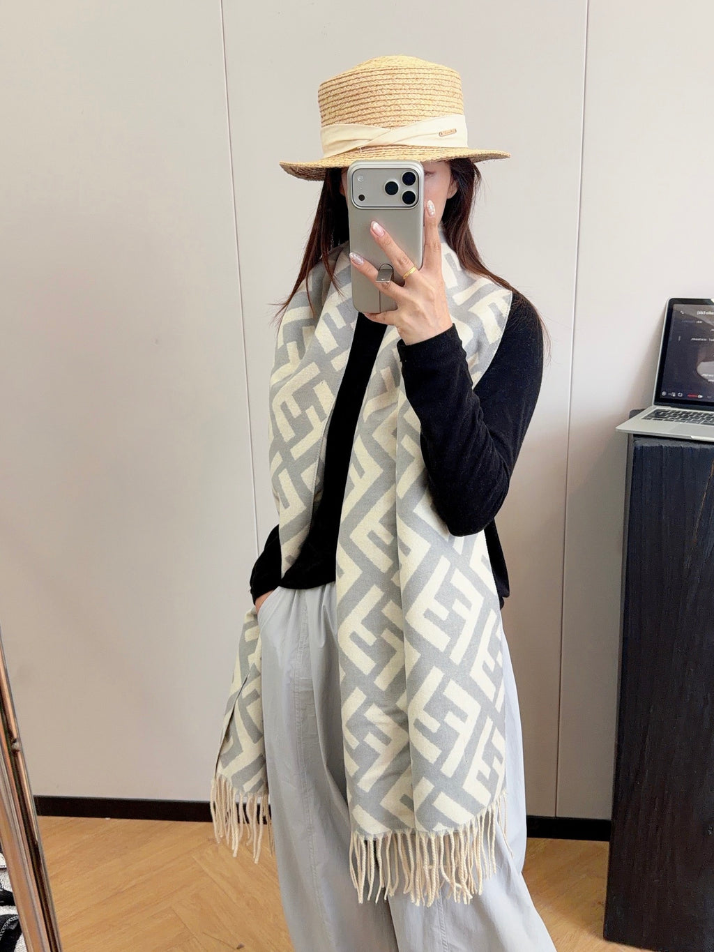 W1R86F58 Popular Winter Scarves