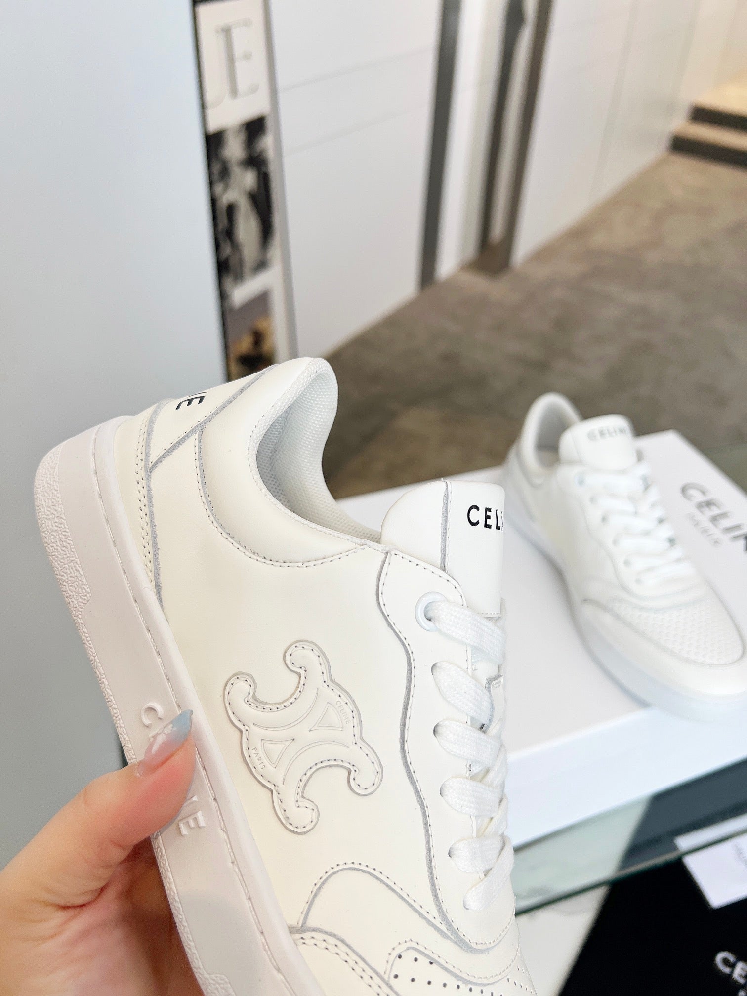 Z2Z85N154  Popular high-quality shoes