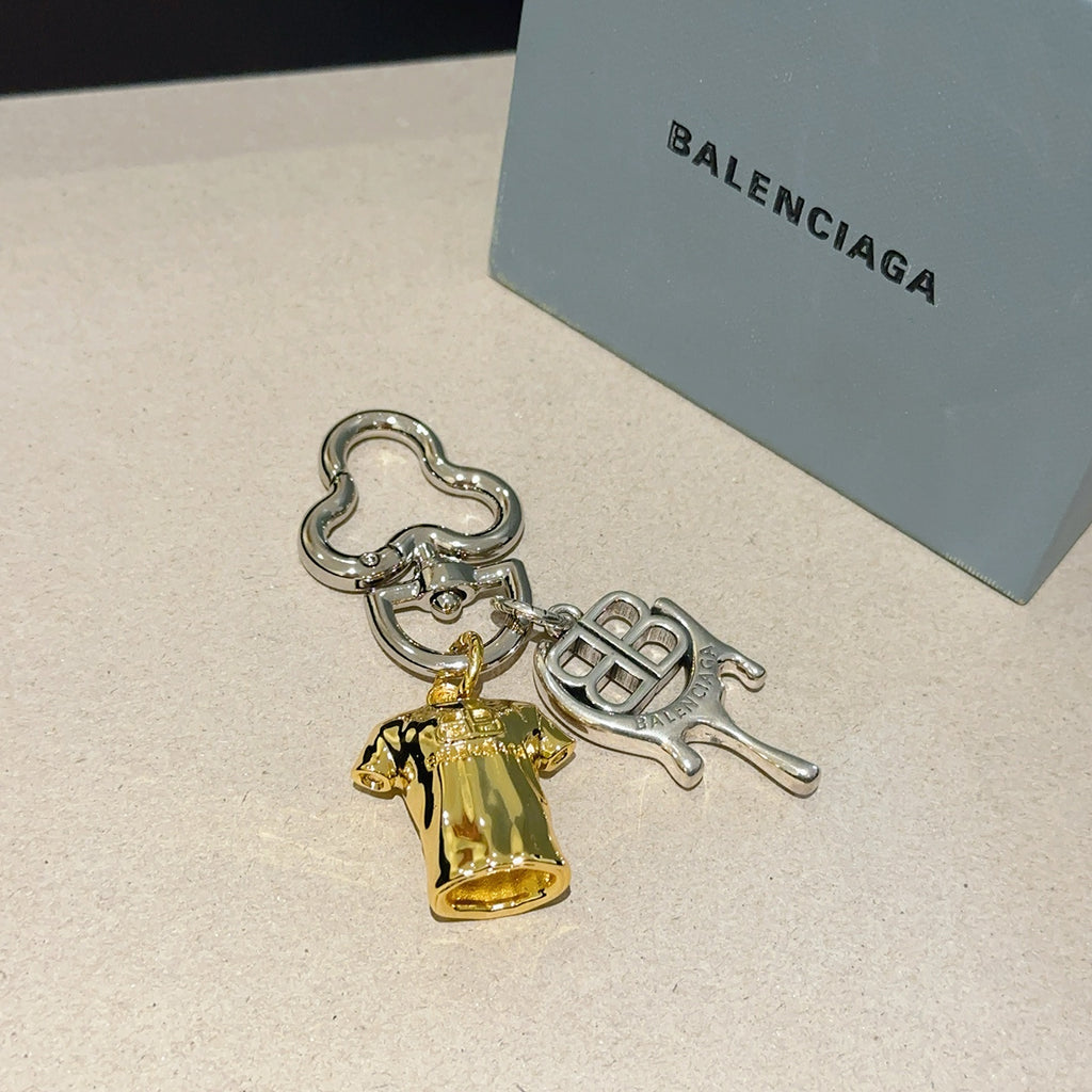 A1Z105J74   Popular bag 's charms accessories