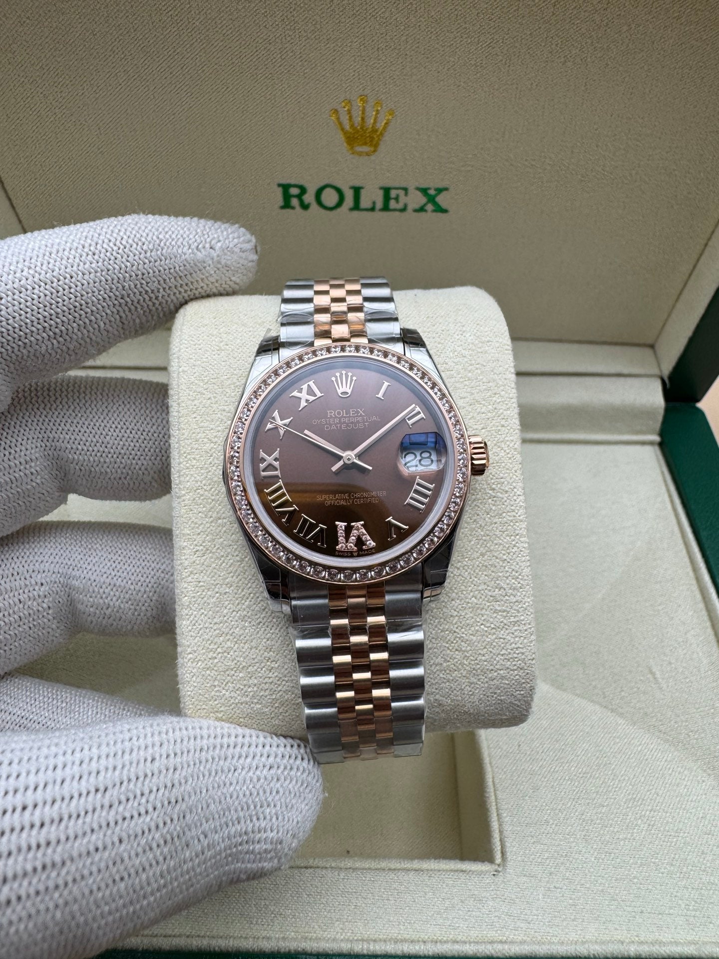 L1R36L10 Popular Watches