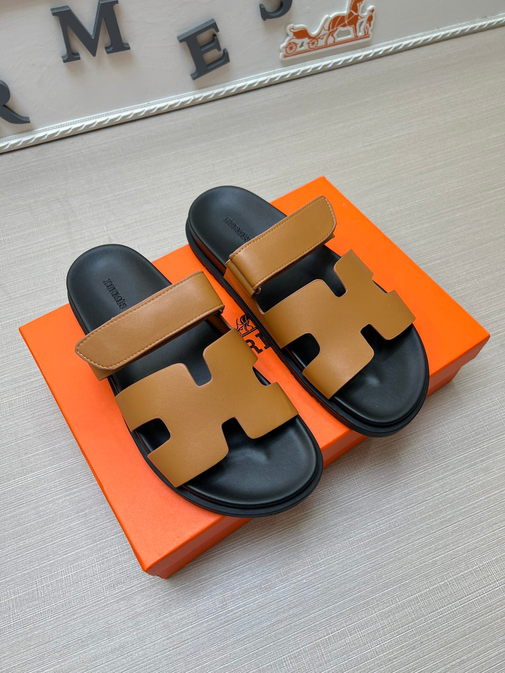 Z5R35H6  Popular Slippers shoes