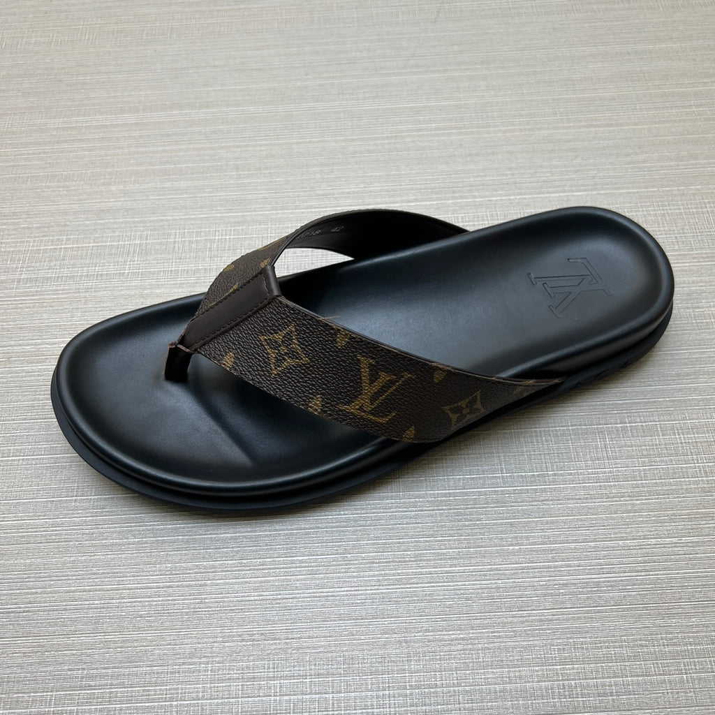 Z5ZE57 Popular slippers