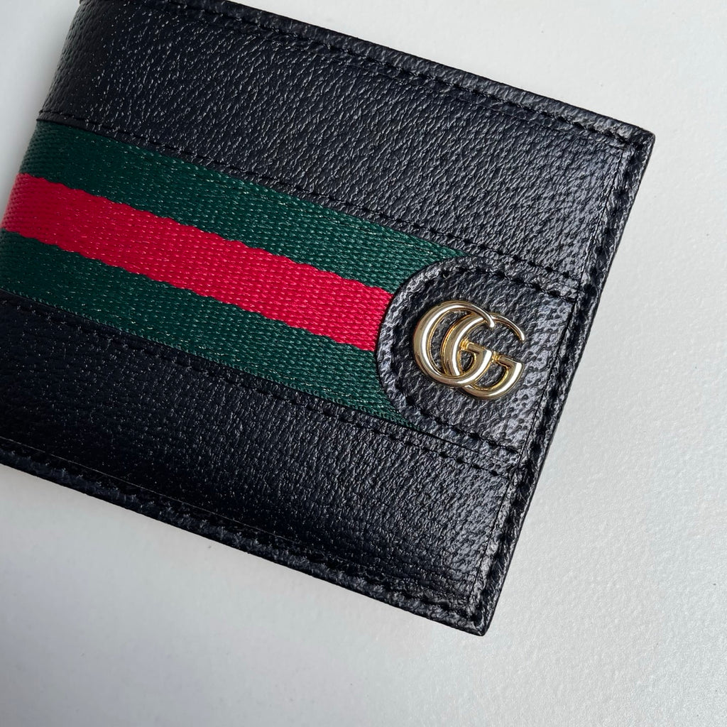 B1X46B8 Popular leather wallets ( with full packaging )
