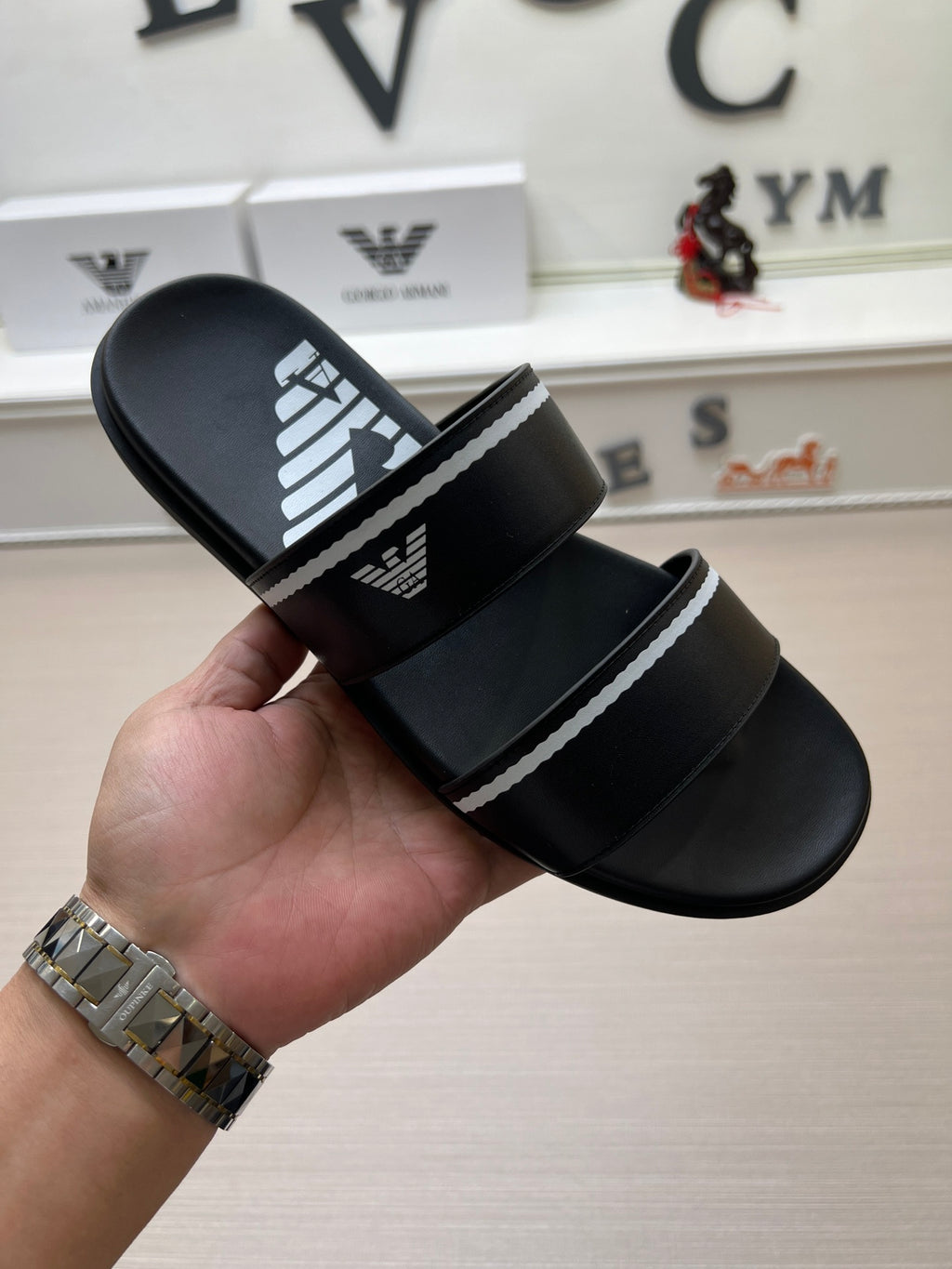 Z5ZA102 Popular slippers