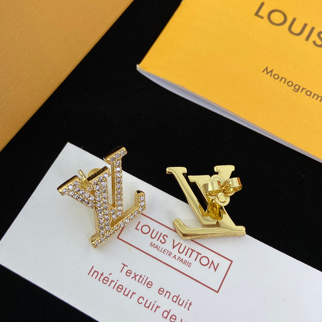 X1Z64E552X  Popular   Earrings Bracelets Necklaces