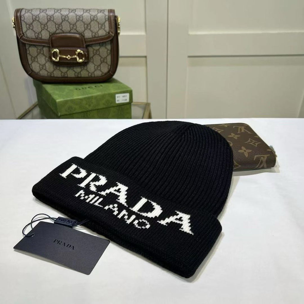 M1R86P82 Popular hats