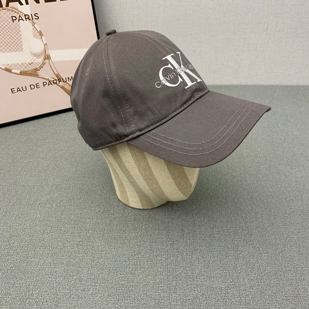 M1P45A573 Popular  hats