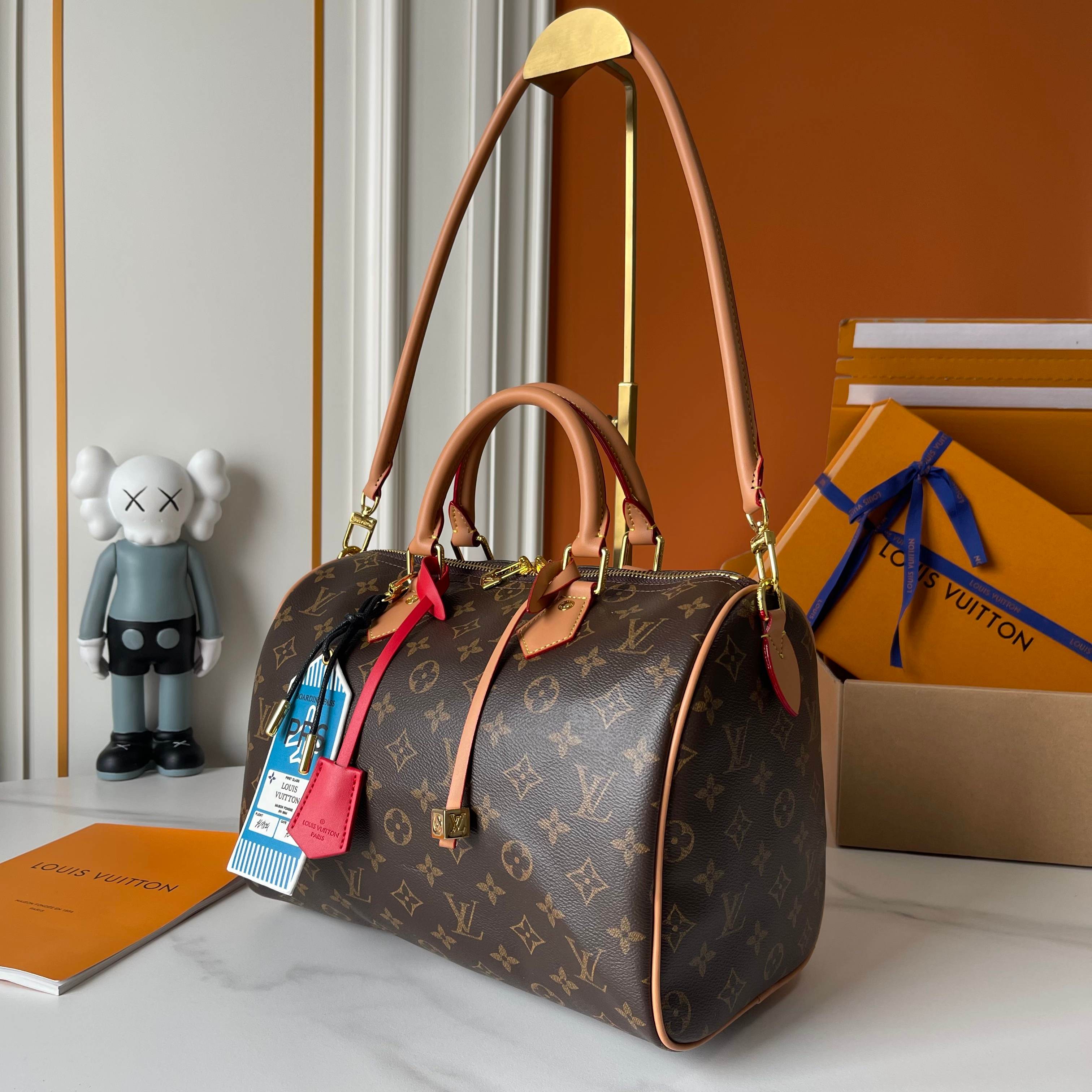 B1N55E22 Popular    Purse bags
