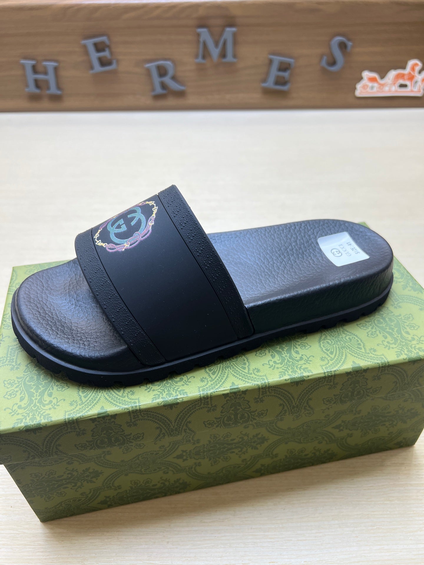 Z5R66B27 Popular Slippers