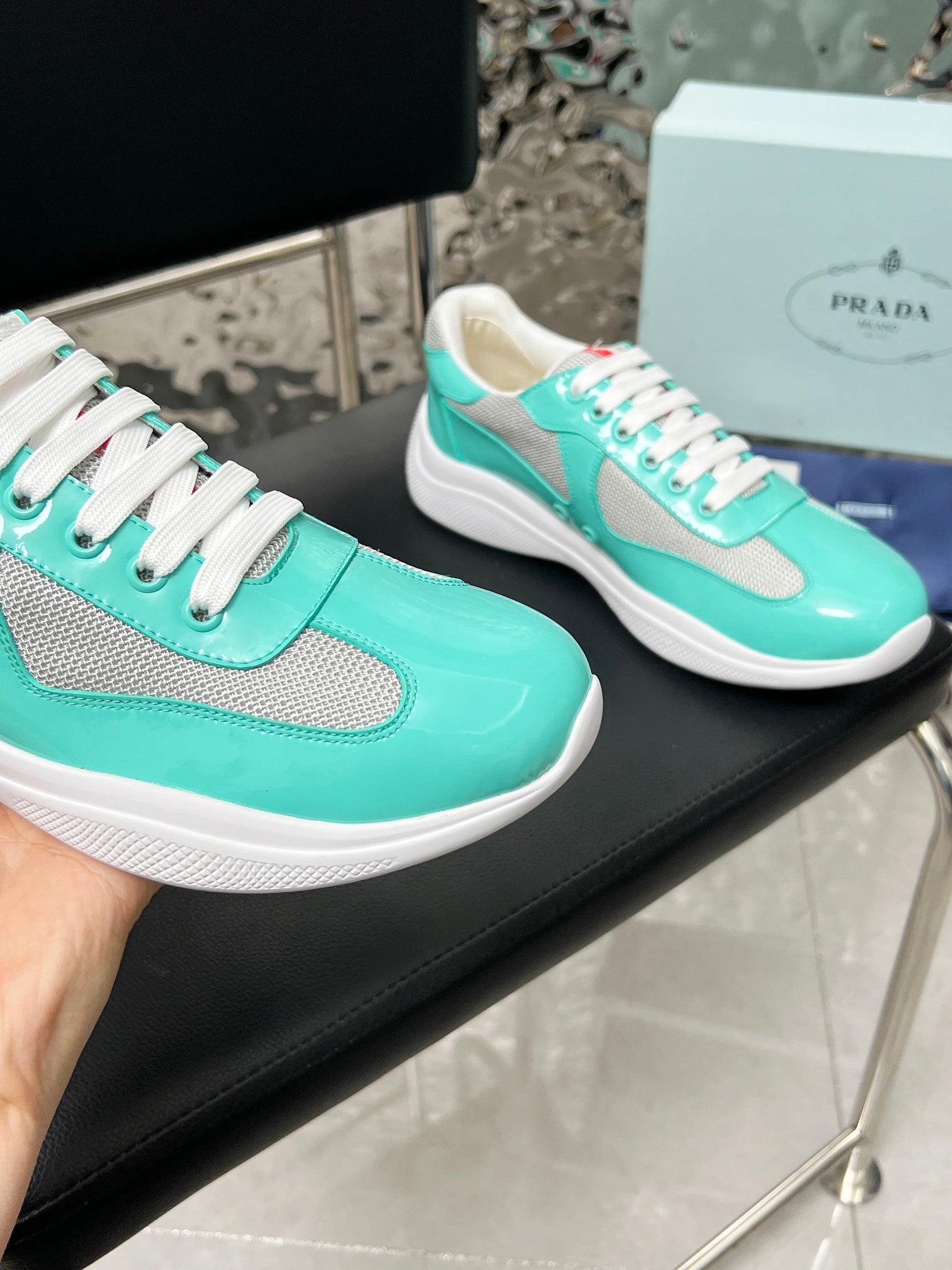 Z2P76P03 Popular high-quality leather Shoes