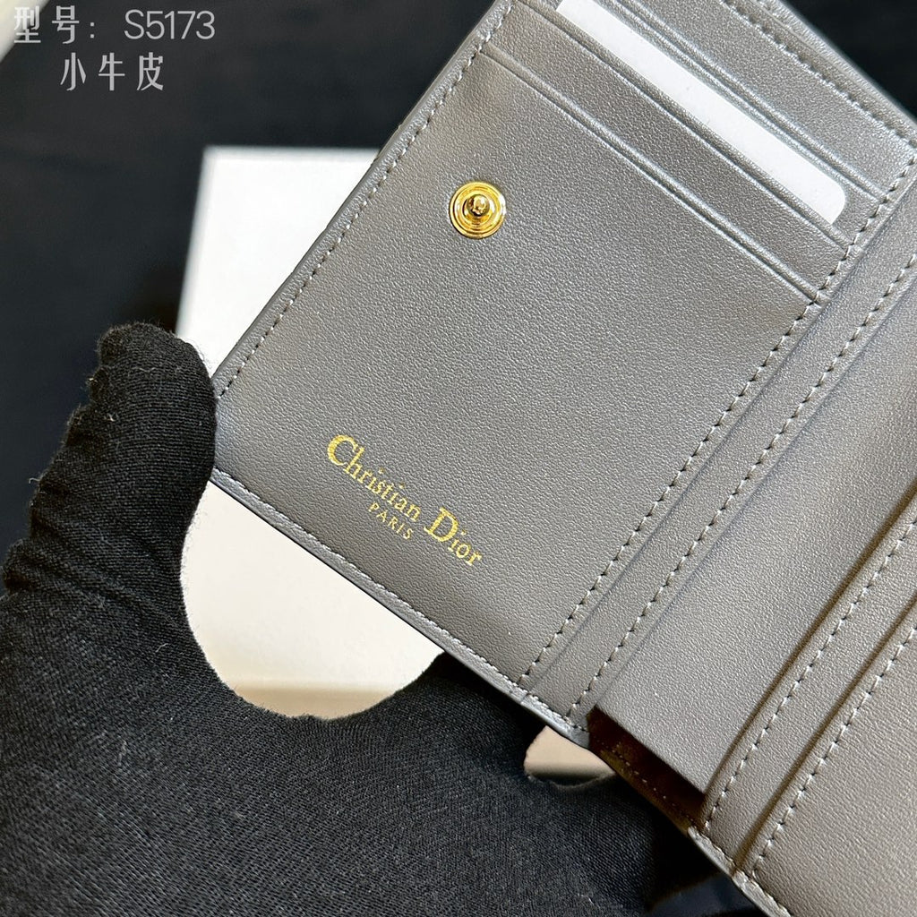 B1R15D134 Popular Wallets