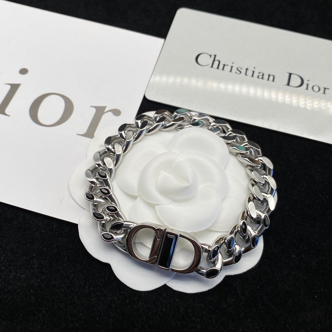 X1D82D224X  Popular Necklaces Bracelets
