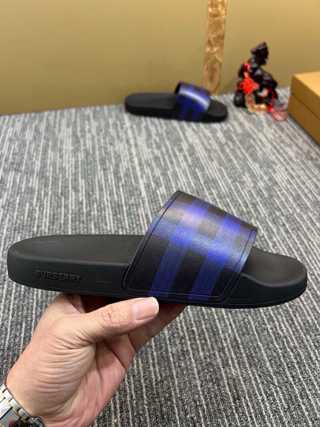 Z5Z35R258 Popular Slippers