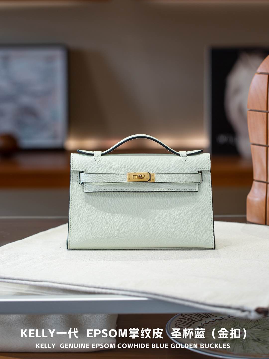 B1R66A7 Popular leather bag