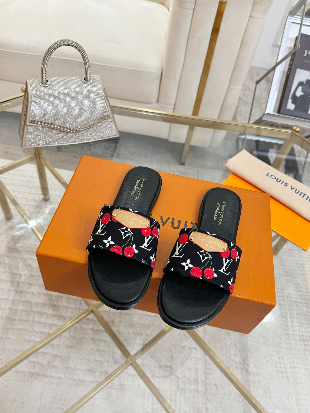 Z2N75E31  Popular leather shoes 