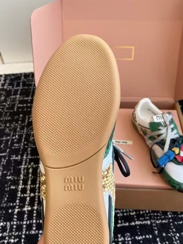 Z2R55A12  Popular high-quality shoes