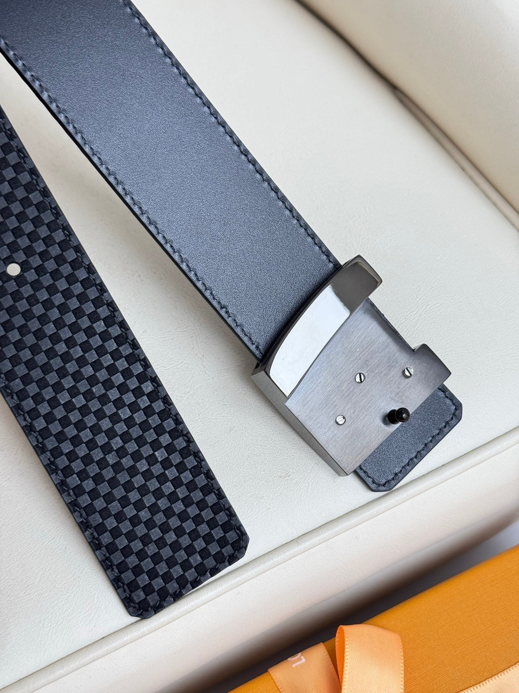 P1Q115E10 Popular High quality belt With full package