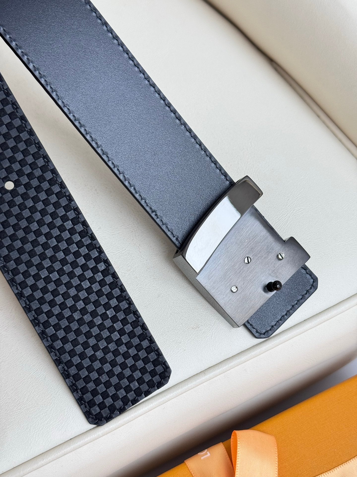 P1Q115E10 Popular High quality belt With full package
