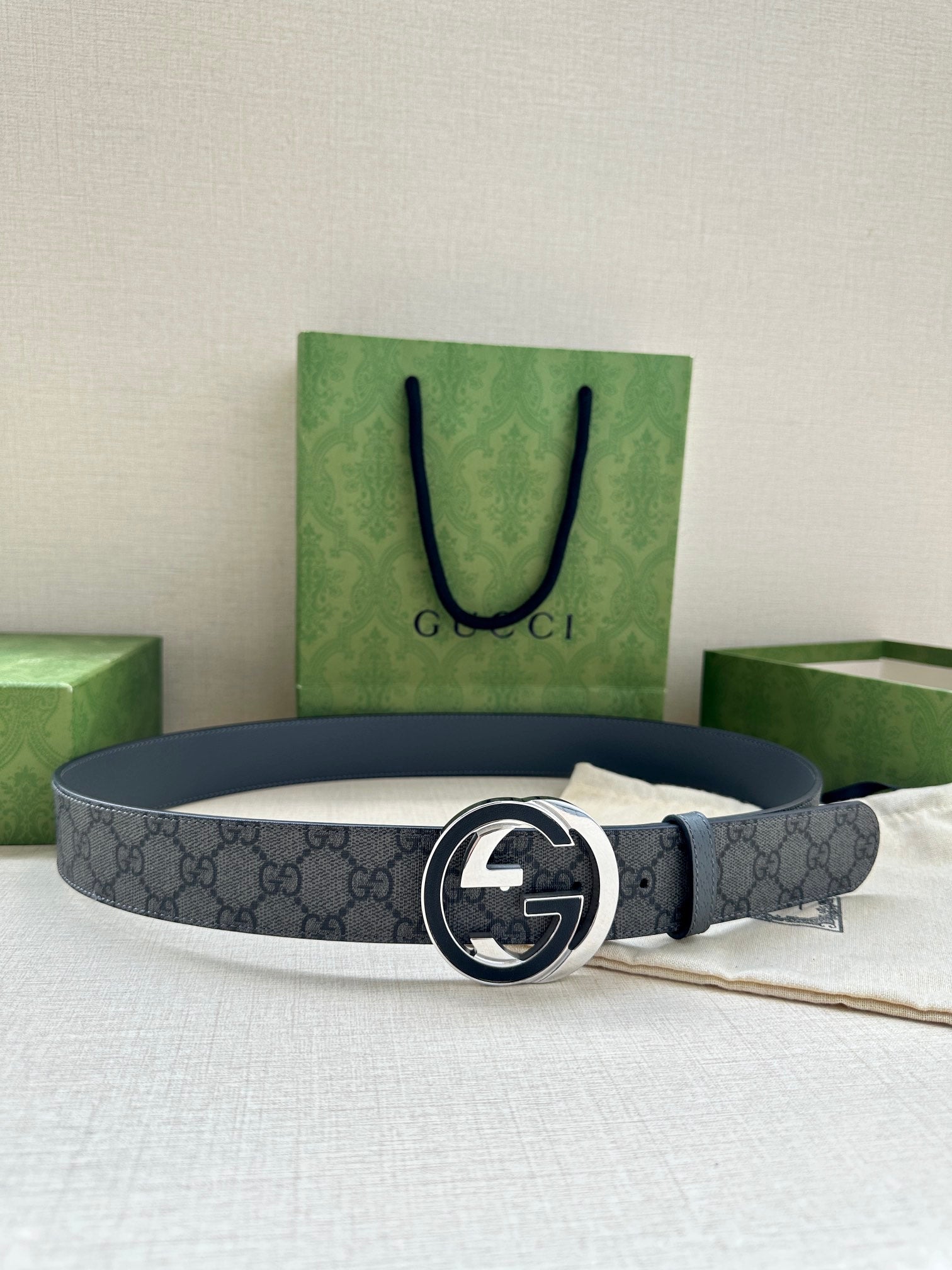 P1N95B1 Popular  high-quality leather belt