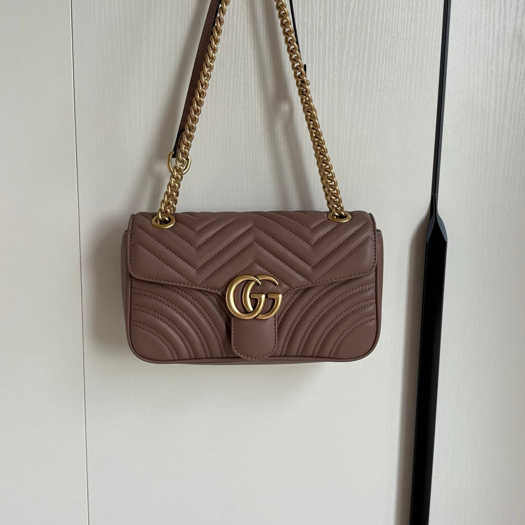 B1P36B69 Popular leather bag