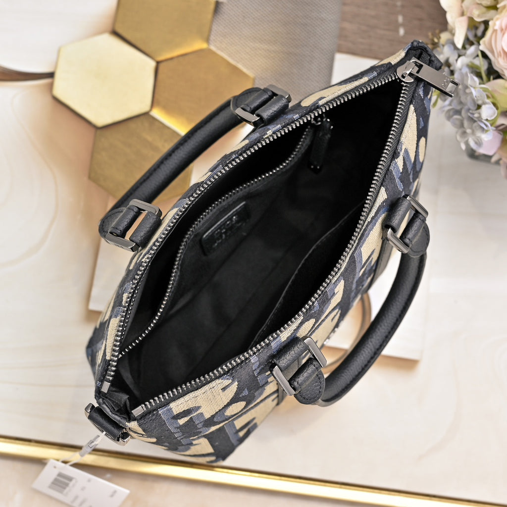 B1X104D65 Popular  bag
