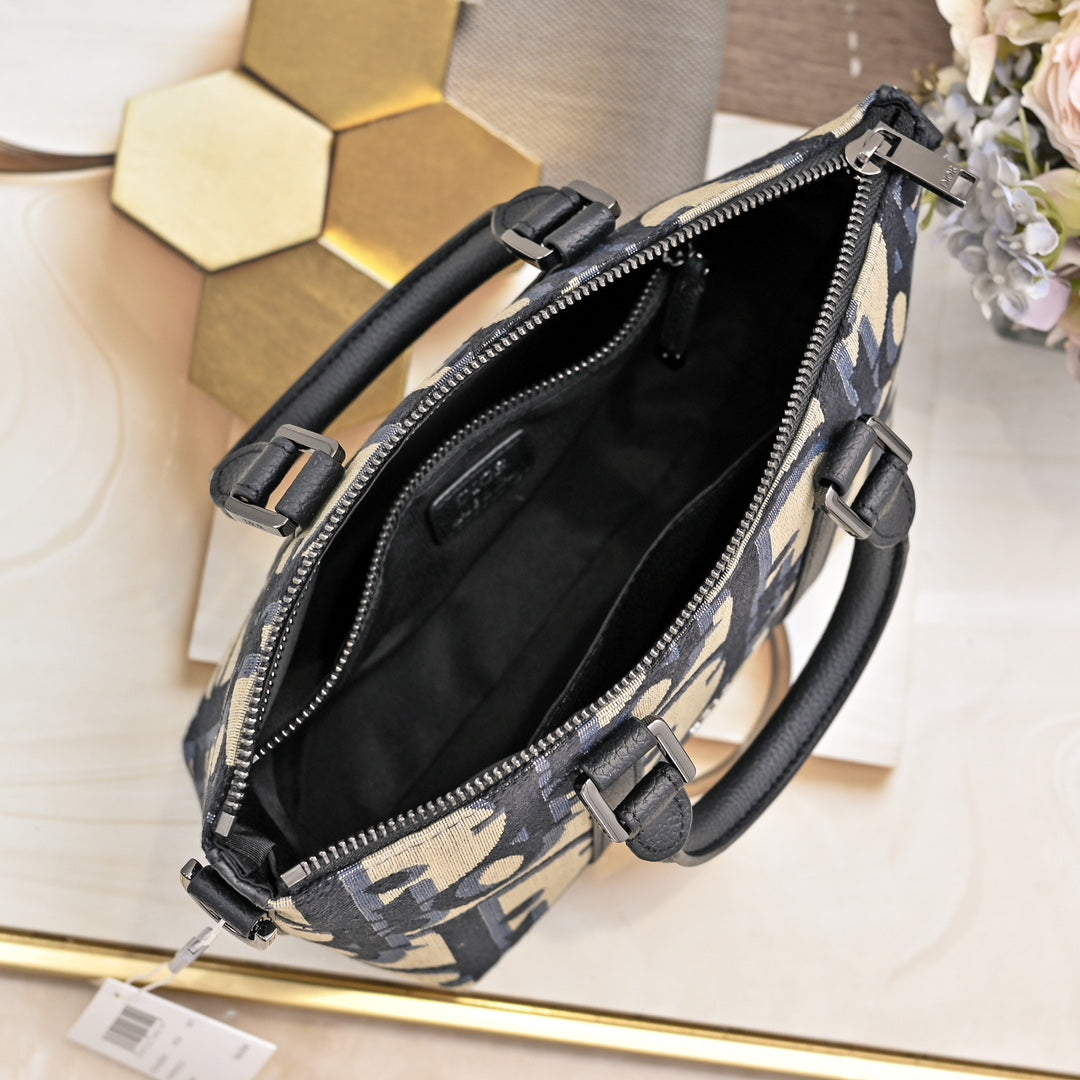 B1X104D65 Popular  bag