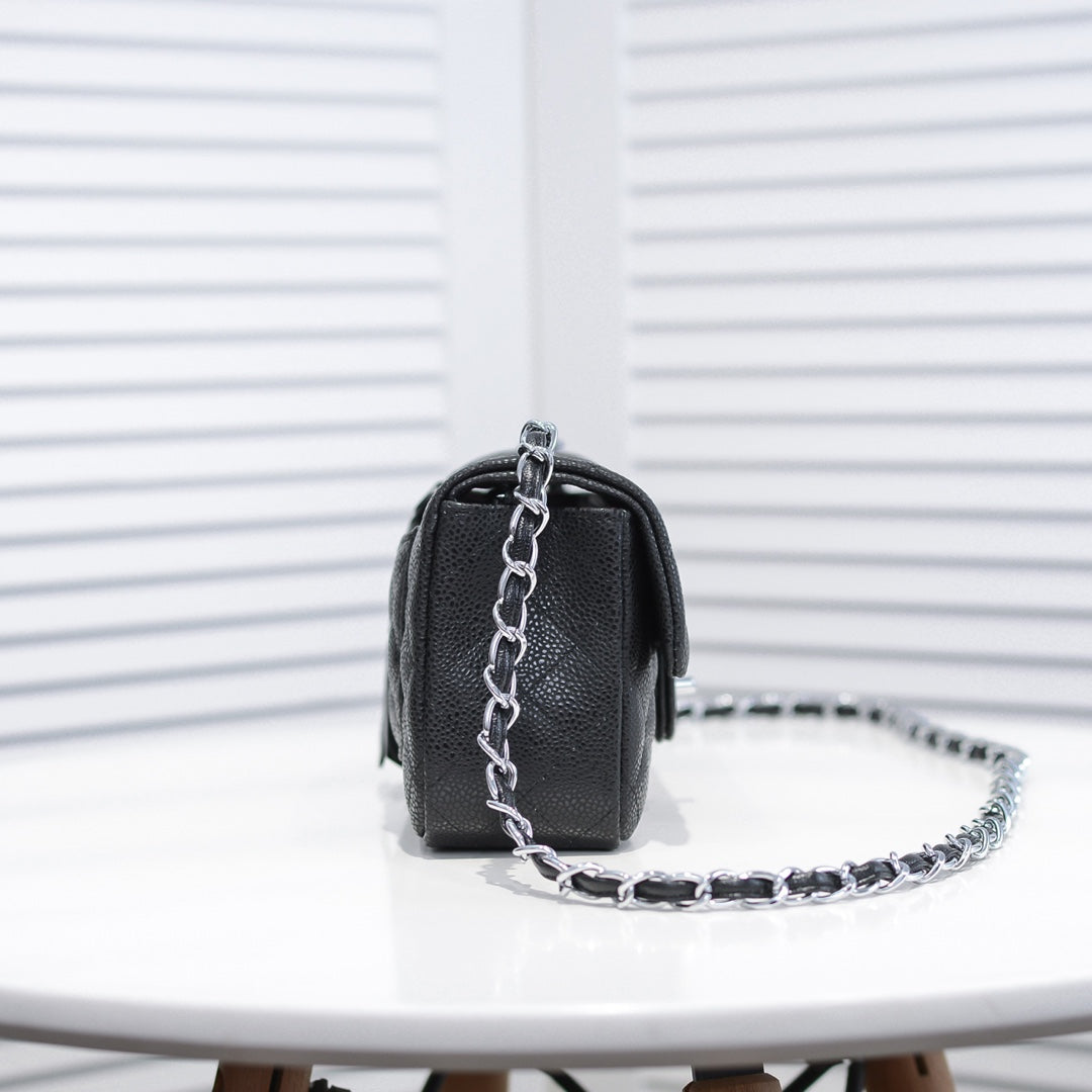 B1X43C99 Popular  leather bag 