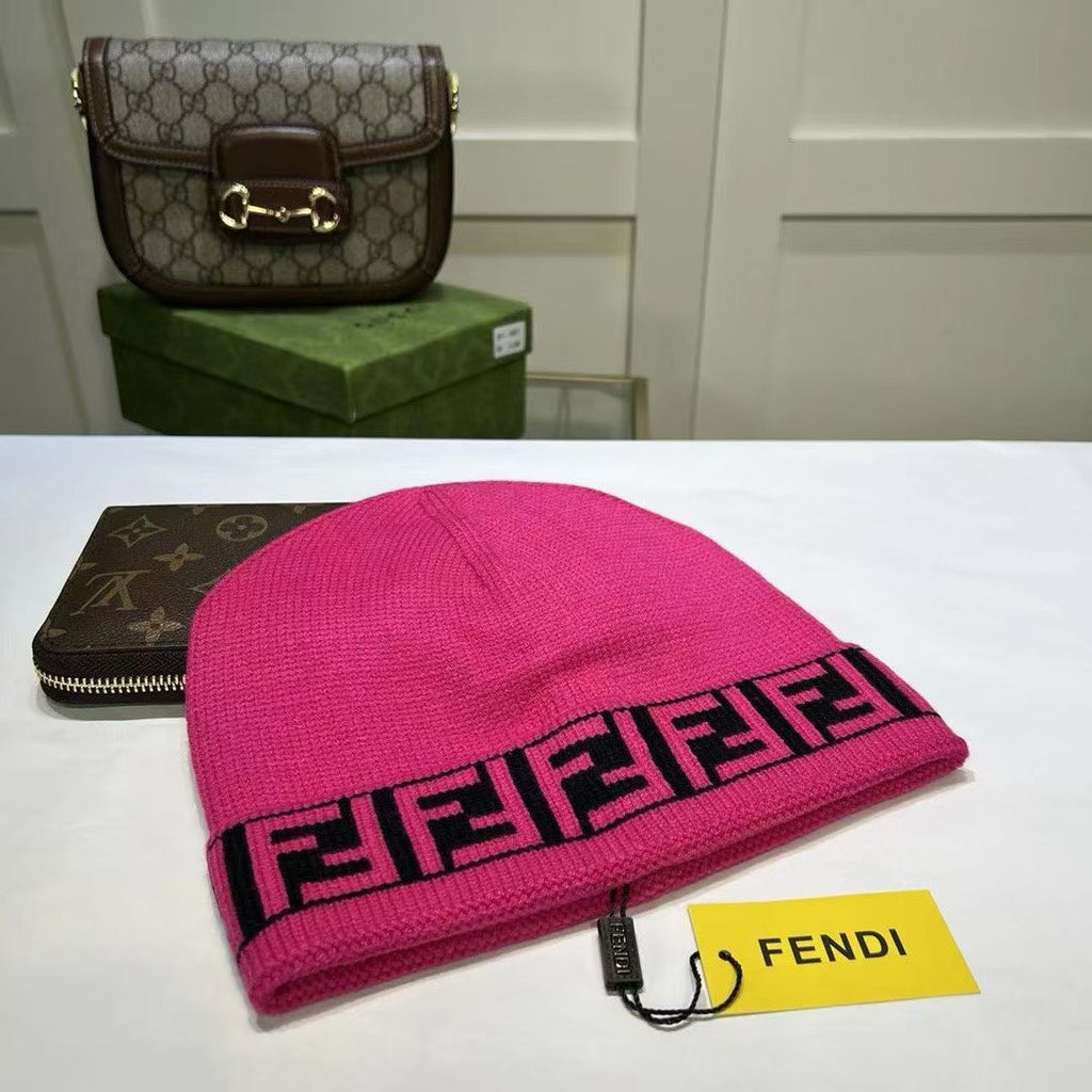 M1R86F44 Popular hats