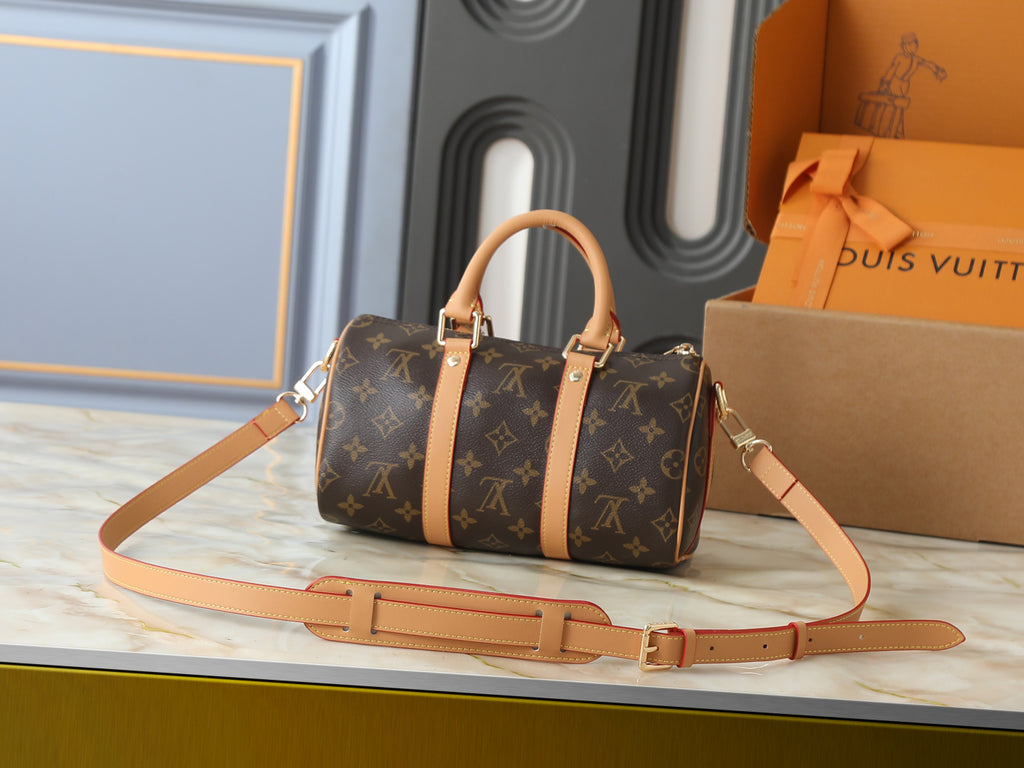 B1R76E52 Popular leather bag