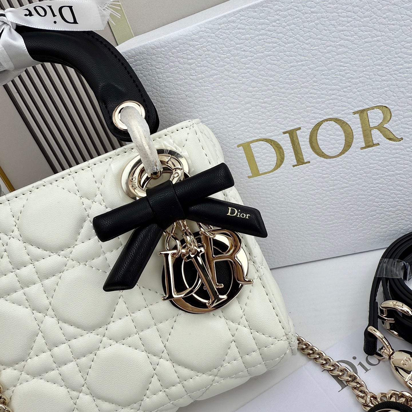 B1R66D1 Popular leather bag
