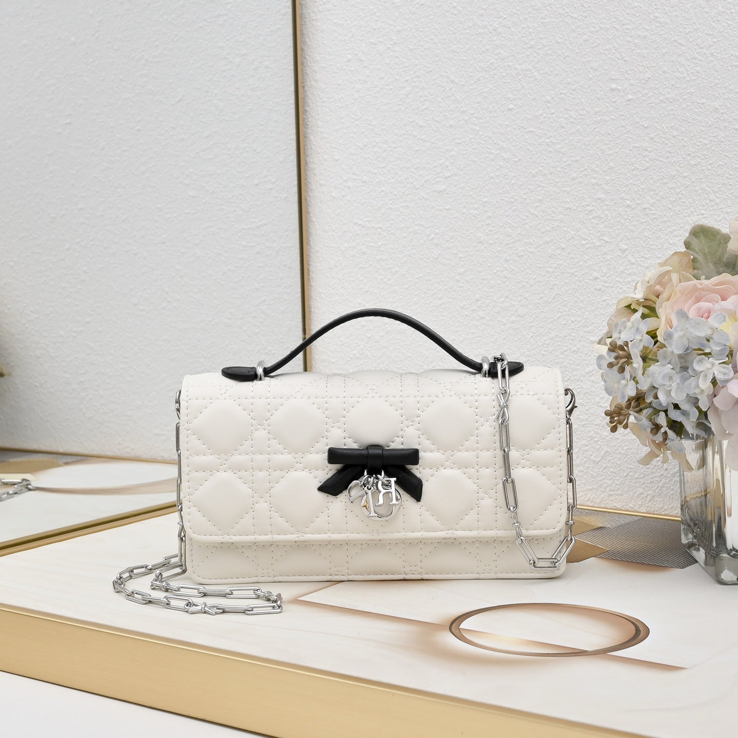 B1N36D26 Popular leather bag